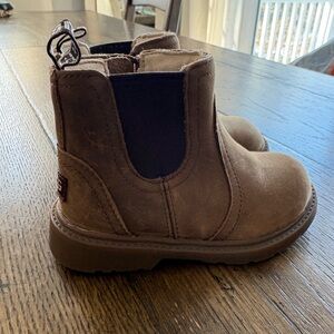UGG boots like new